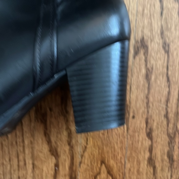 Black Heeled Boots-Excellent Condition. Size 9 - Picture 3 of 12